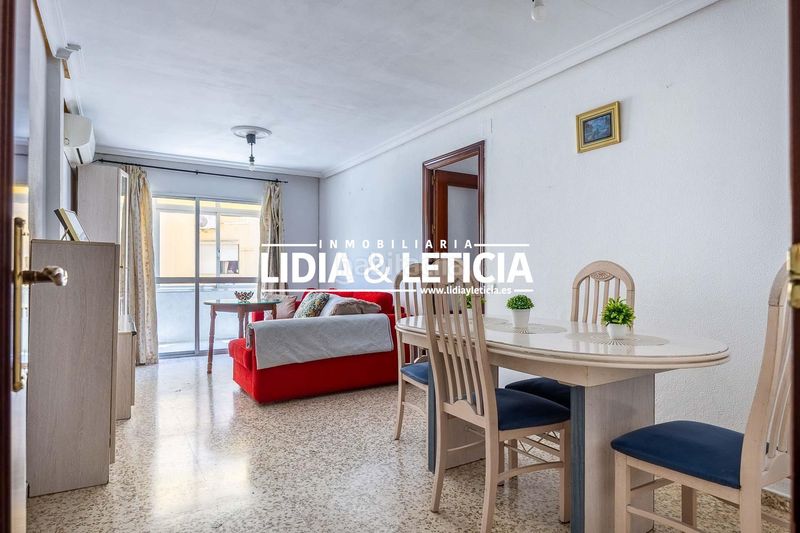 Foto fc118763-e743-48c9-9f9c-f7b6080c11fd. Pis a La Paz Alcalá de Guadaira