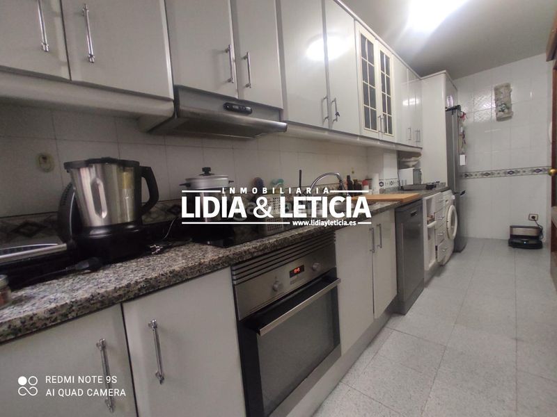 Foto db71d984-3ccb-405c-9884-48cc74524e5e. Casa amb aparcament a Nueva Alcalá Alcalá de Guadaira