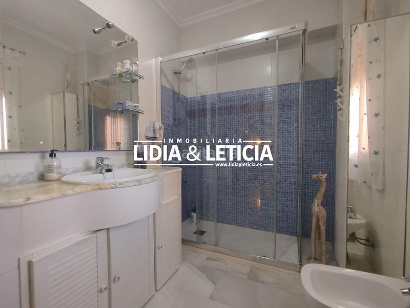 Foto 16c3d860-42ba-4291-8a5b-99588e4dec3b. Casa amb aparcament a Oromana Alcalá de Guadaira