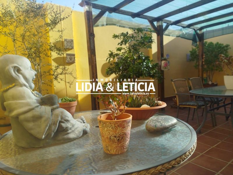 Foto ca814fbc-9046-4d0a-b5da-4139173ad210. Casa amb aparcament a Oromana Alcalá de Guadaira