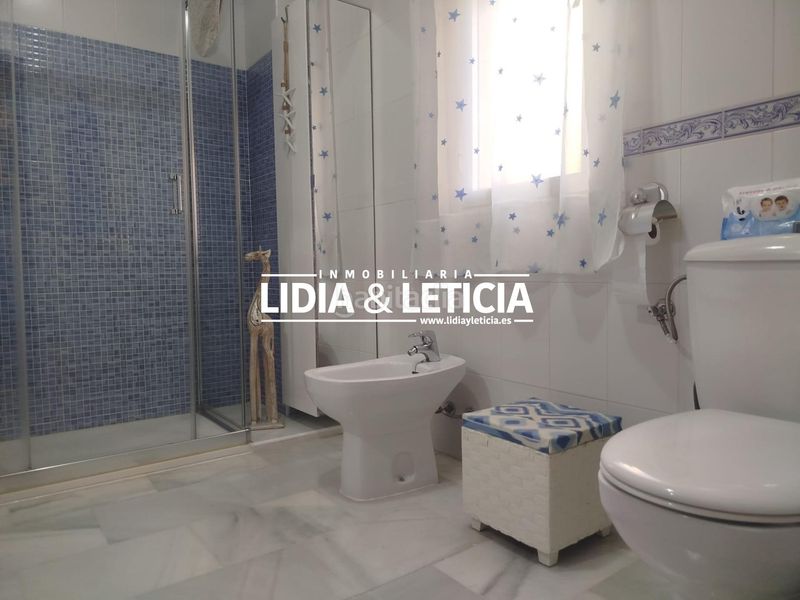 Foto fd73f006-3180-487b-8e9c-ad392821a362. Casa amb aparcament a Oromana Alcalá de Guadaira