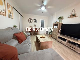 Pis a La Paz. Piso reformado en primera planta