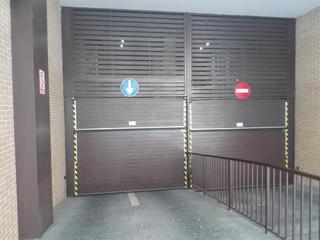 Aparcament de moto a Calle nogales 1. Garajes nogales