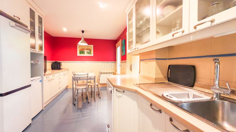 Foto 39fecee1-015f-422a-8644-acd805536c14. Pis a calle de las camelias 9 a Palomas Madrid