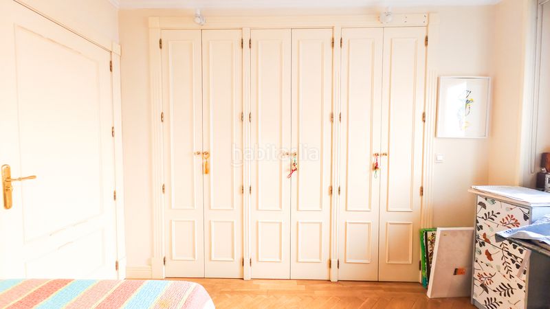 Foto 662c738c-cadd-4987-bee5-8f88b82cc1e3. Pis a calle de las camelias 9 a Palomas Madrid