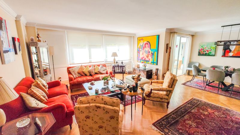 Foto 788ef1ce-bc63-4af4-bf90-4922c40a6c33. Pis a calle de las camelias 9 a Palomas Madrid