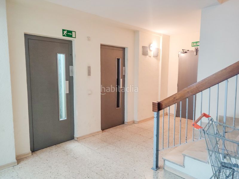 Foto bac1da4b-fe7f-427d-8a87-d5415909ea2b. Pis a calle de las camelias 9 a Palomas Madrid