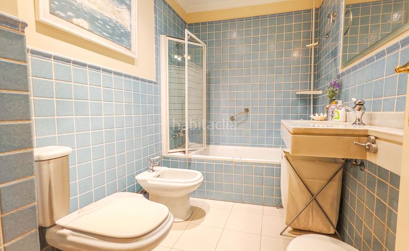 Foto ecac8352-0046-4565-87ca-907874fa57f5. Pis a calle de las camelias 9 a Palomas Madrid