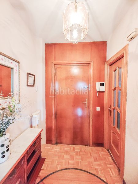 Foto d55e0f4d-7543-4673-af3c-b78b3e180cd6. Pis a calle de bravo murillo 297 a Valdeacederas Madrid