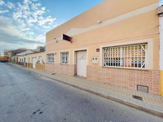 Local Comercial a Antonio mazon 11. Local en venta en rafal