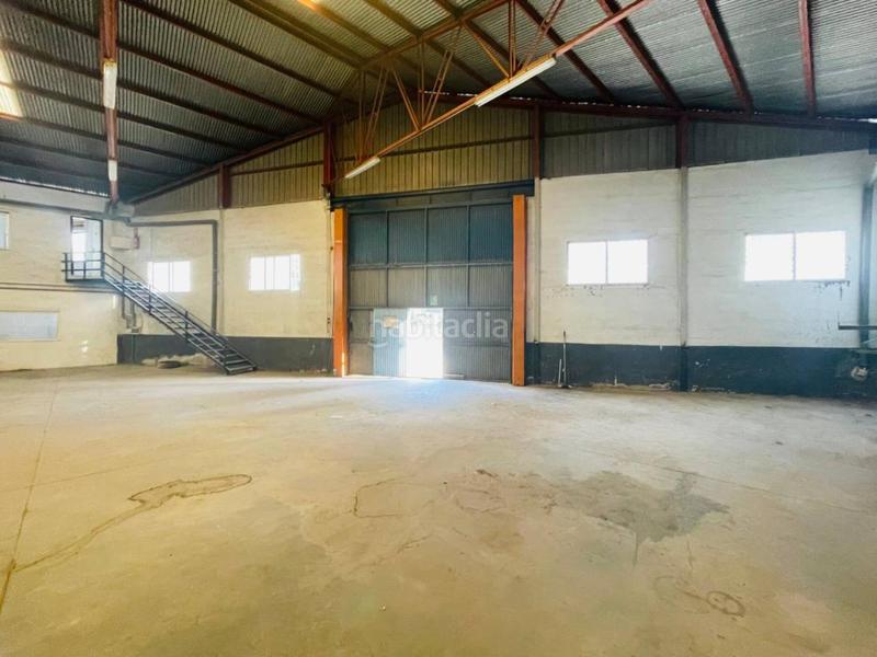 Foto 30d7ca08-1391-4ec3-9d56-10f84f5b65e5. Nau industrial a Archena