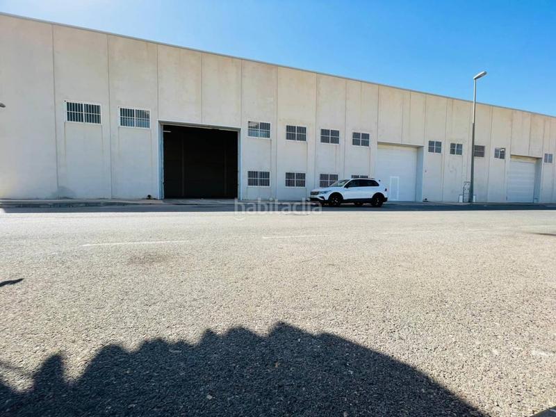 Foto 4bde655f-c6d5-46aa-8d75-3c2c538bc8ef. Bâtiment à usage industriel dans Roldán Torre - Pacheco