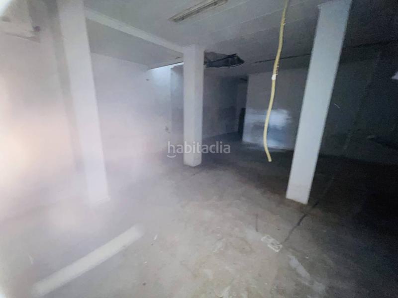 Foto e5f00961-4e49-4d3b-898d-4075da1df1a7. Local comercial  junto al puerto en Alicante