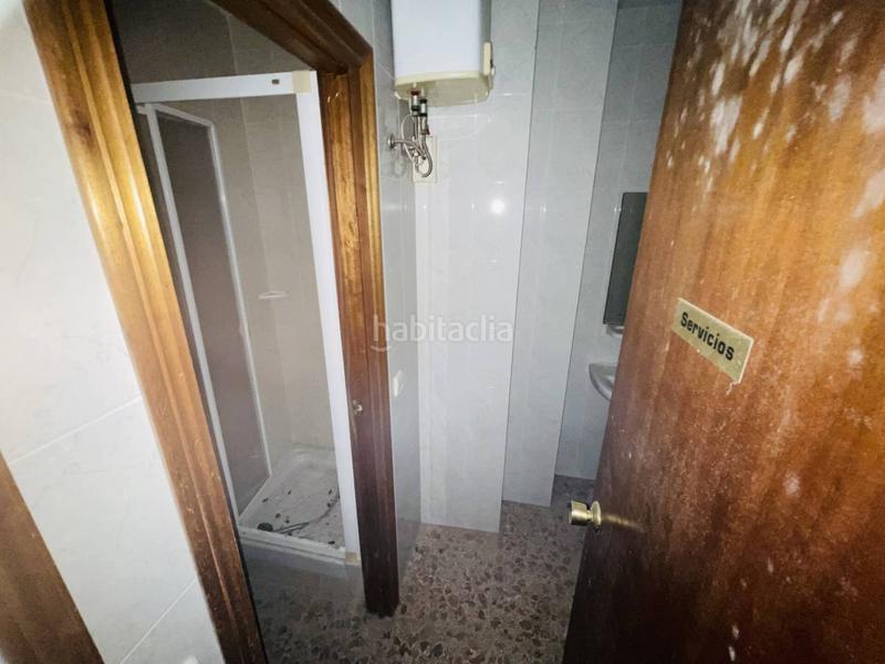 Foto f83be8b1-09ed-4e0f-bfe5-370b8fc97005. Local comercial  junto al puerto en Alicante
