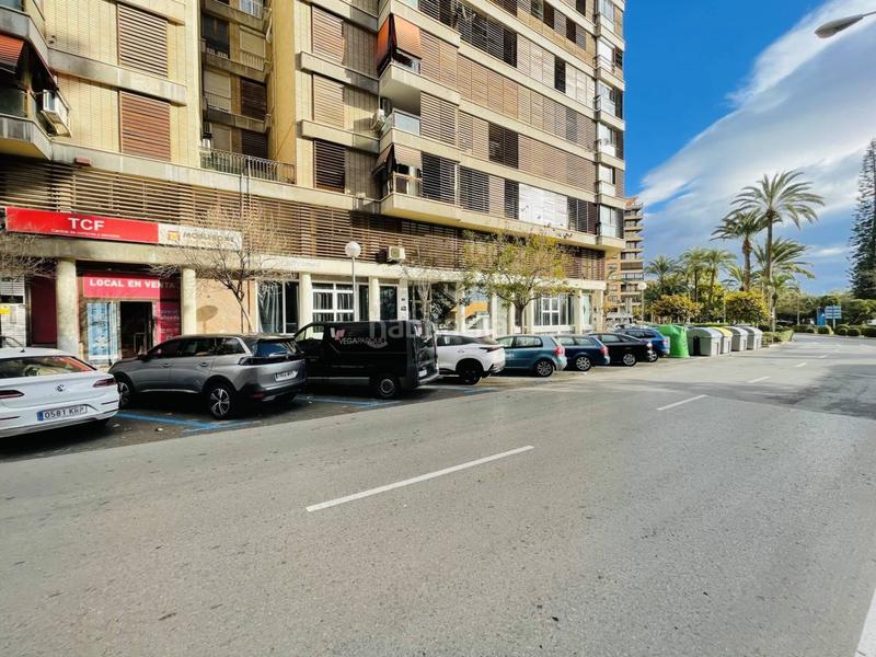 Foto ff4ad37f-bc7b-4180-a144-8b1b8cee306b. Local comercial  junto al puerto en Alicante