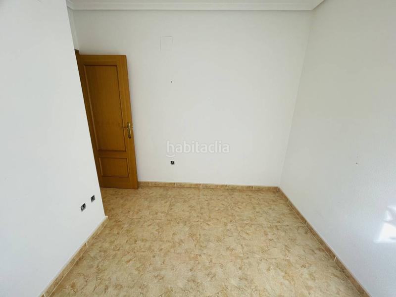 Foto 12bb3ed0-f805-43e8-a4ae-4230c274970f. Appartement avec parking piscine dans Torreblanca Torrevieja