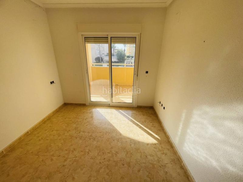 Foto 21ca435a-e3de-4381-8e5a-2f3232795a88. Appartement avec parking piscine dans Torreblanca Torrevieja