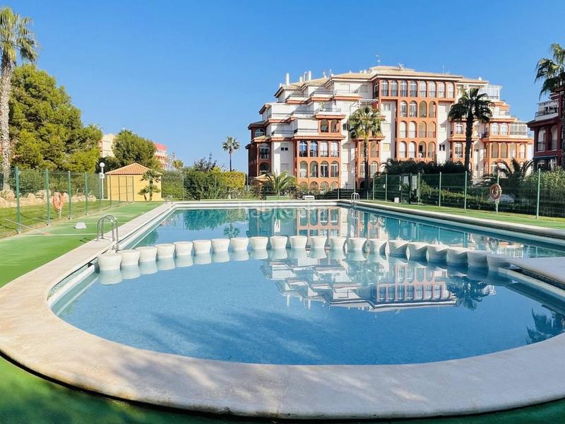 Foto 99ce70fa-275a-4601-b566-a8a51df53077. Appartement avec parking piscine dans Torreblanca Torrevieja