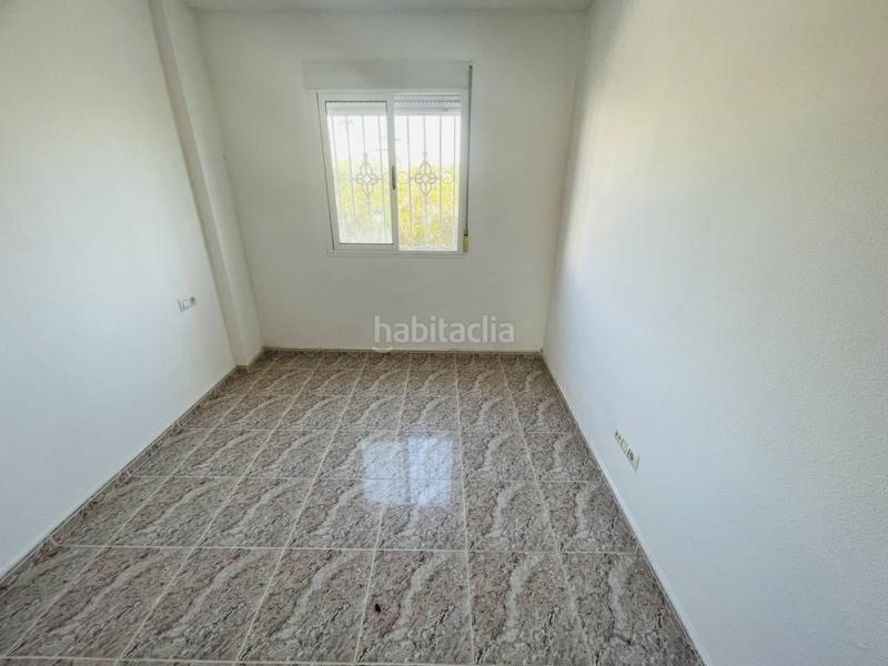 Foto 7058cd34-ffaf-4d81-818f-280b2ed931f4. Casa con parcheggio in Villamartín-Las Filipinas Orihuela