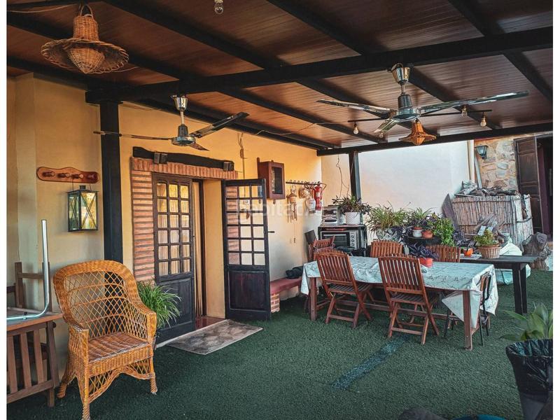 Foto f0de7e36-b01b-4421-8e25-4975d79ba384. Casa amb calefacció piscina a Fortuna