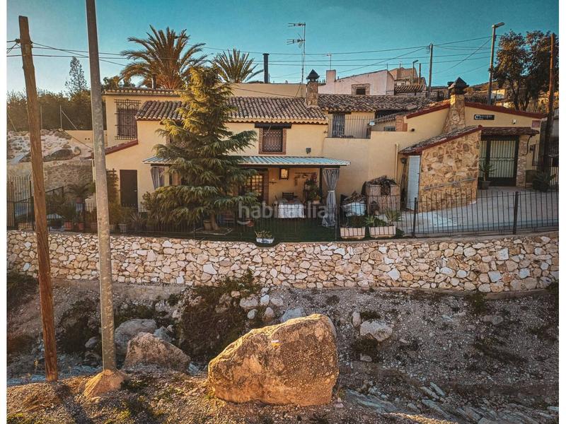 Foto fa39ffc4-4f39-42f0-9ae4-8dbd5191836a. Casa amb calefacció piscina a Fortuna