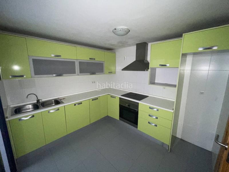 Foto a9ebf5cc-b921-4e74-b80d-28263af8f23d. Pis amb aparcament a Alcantarilla