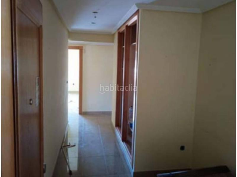 Foto 106300f1-34f6-4df8-9bb8-9ca8c8a85082. Pis amb aparcament a Puerto Deportivo Torrevieja