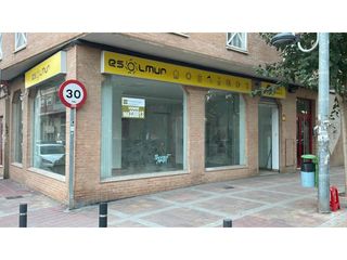 Business premise  Calle olma. Local en venta enfrente del jardin de la sedamurcia