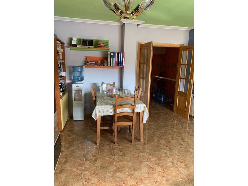 Foto 4155d92f-32ad-4ba6-abeb-f2a63f01ffed. Casa amb aparcament a Roldán Torre - Pacheco