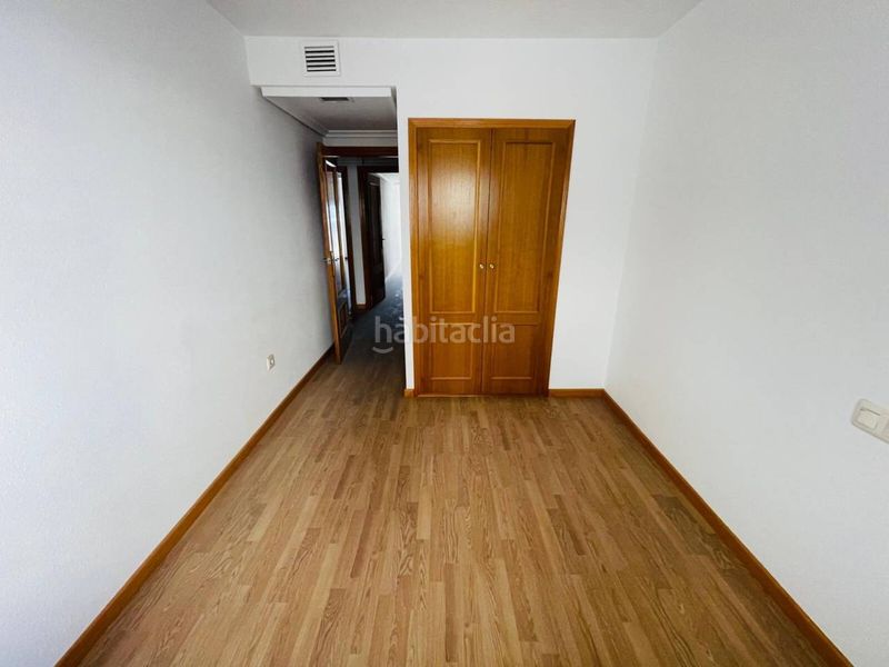 Foto f9ac4f59-91e2-4b98-bbad-c175aff01045. Pis amb calefacció aparcament a Beniel
