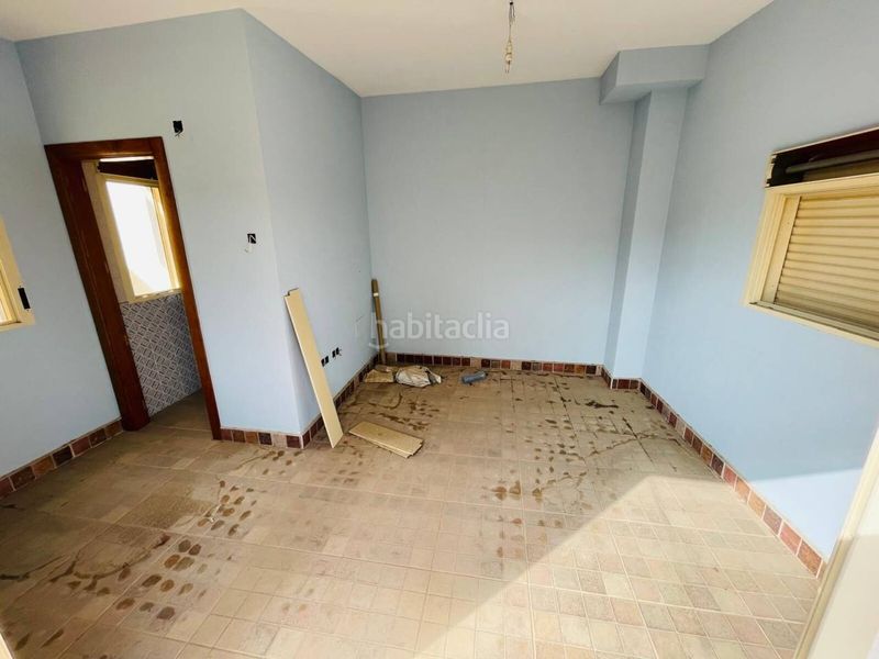 Foto 4d5b3e15-8a3c-4823-9a70-075f40dc86d8. Semi detached house with parking in Beniel