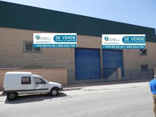 Nau industrial  Calle ramón y cajal. Nave 750 m2 en polígono la molina.