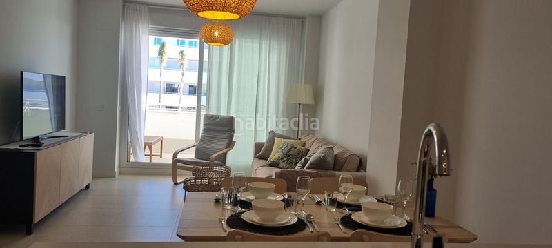 Foto 2323fb2a-cf6f-42f2-8db5-315ad3c1ad34. Location appartement avec chauffage piscine dans Poniente-Faro Torre del Mar