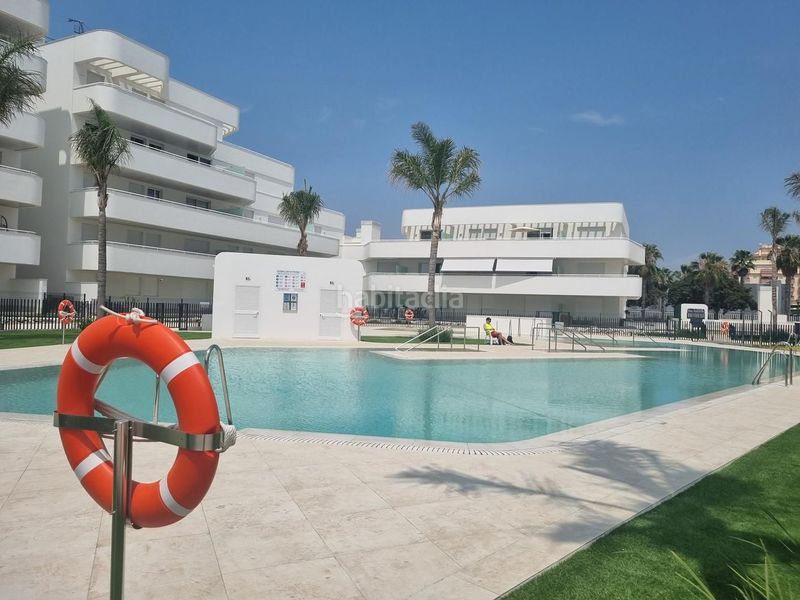 Foto 652f8d8f-f161-4bbe-9c66-cb093e9fb310. Location appartement avec chauffage piscine dans Poniente-Faro Torre del Mar