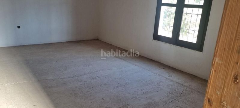 Foto 561f2ba2-af7c-4f86-b2c6-1782dc48e259. Casa adossada amb piscina a Cómpeta