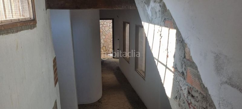 Foto f8230142-b7c4-4142-a308-eb2a32c2160e. Casa adossada amb piscina a Cómpeta