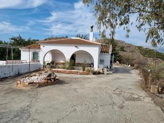 Masia  Los gmez.. Antigua casa de campo con plantacin de mangos