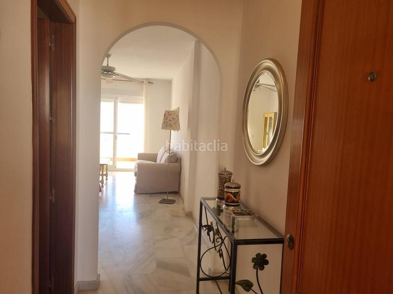 Foto fa00cec2-97e9-4b51-9109-38d801851635. Affitto piccolo appartamento con piscina in Laguna Beach Torrox