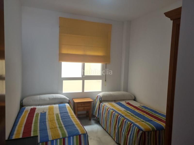 Foto 30f73dd1-7ff8-4cce-b24b-29c6add30aa2. Rent apartment with pool in Laguna Beach Torrox