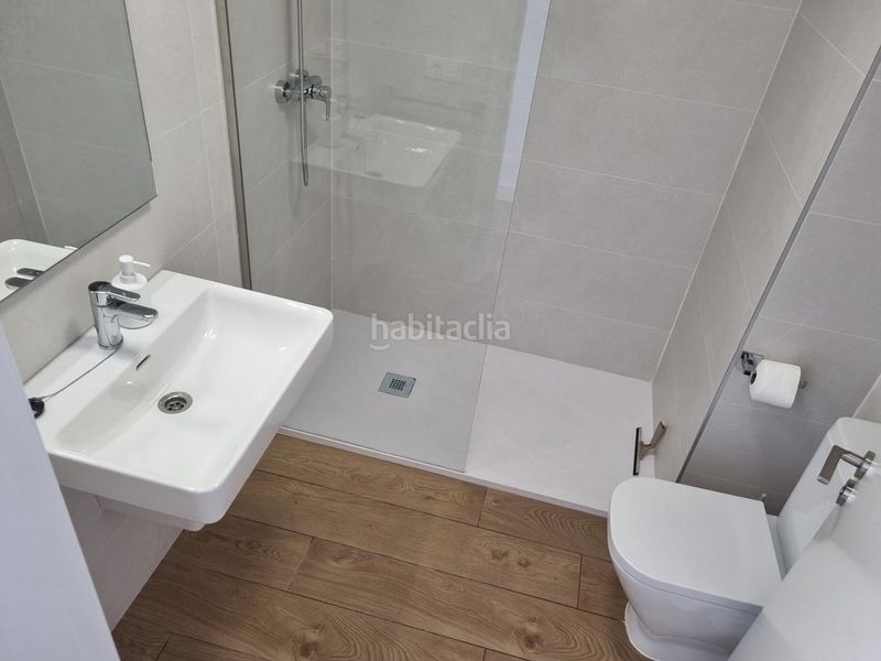 Foto b2c54dda-8d9d-4bd1-9540-c0b68cfca354. Apartament amb calefacció piscina a El Peñoncillo Torrox