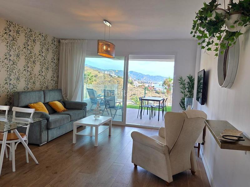 Foto 15eefa01-f80e-477a-bf58-fb78b44aaec6. Rent apartment with heating pool in El Peñoncillo Torrox