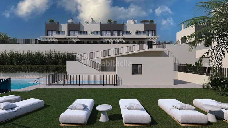 Foto bd6f820f-b70e-427a-be95-b7b2eba05896. Casa adossada amb calefacció piscina a Viña Málaga Torre del Mar
