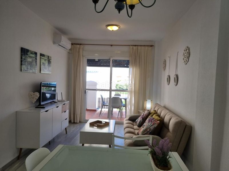 Foto fb9e87cf-dc86-41bc-91c2-18bf1122f19d. Lloguer apartament amb calefacció a Laguna Beach Torrox