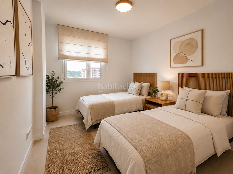 Foto 63e62ab6-f72b-484a-91cc-269775bea8e0. Apartament amb calefacció piscina a Poniente-Faro Torre del Mar