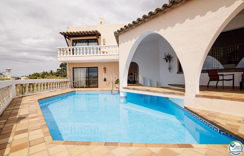 Foto c3320ff0-3a3c-4b72-8ddc-28423087a556. Casa amb piscina a Nord Roses