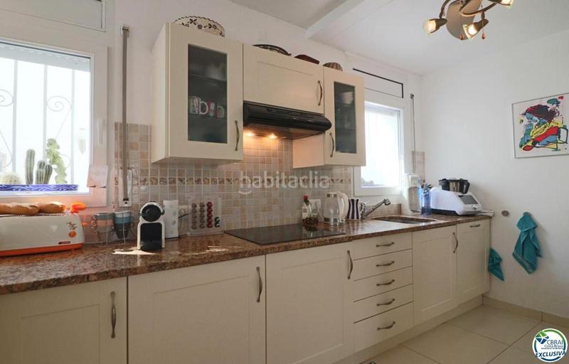 Foto 551b6e1d-1738-4533-b92b-768d42497b6a. Casa amplia villa al canal con amarre de 12 m, con apartamento invitados en Empuriabrava