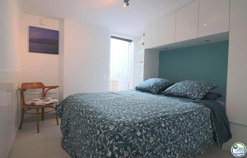 Foto 9c20cb96-1413-437e-a19b-c94a97322d7d. Casa amplia villa al canal con amarre de 12 m, con apartamento invitados en Empuriabrava