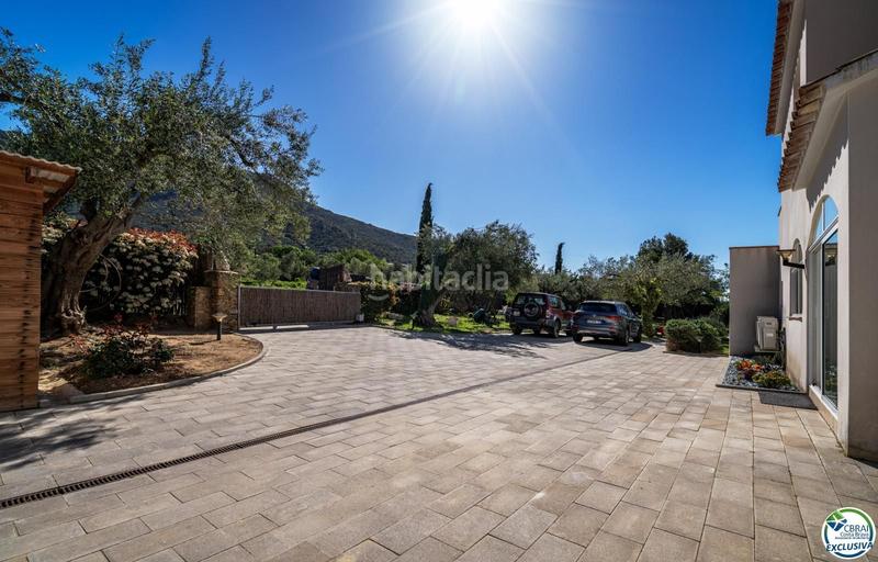 Foto 58fd1b83-da5f-4edc-bb67-ee5bf0f85cc9. Casa magnífica villa reformada rodeada de naturaleza en Palau-saverdera