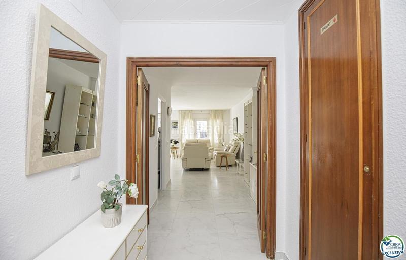 Foto 81a5fe61-5004-4b17-98b5-ec242cb611a9. Appartement dans Salins - Cavall de Mar Empuriabrava