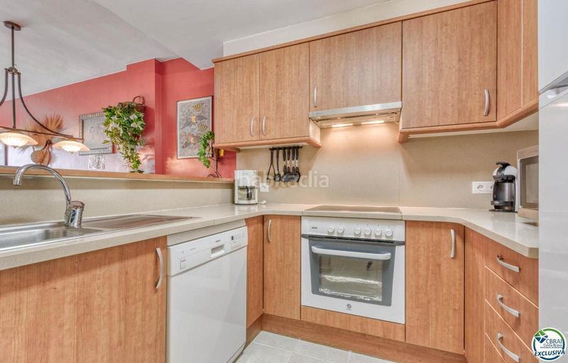 Foto 2d0a6010-85bc-4f36-a3b8-0bd2ad99ed0f. Apartament a Salatar Roses